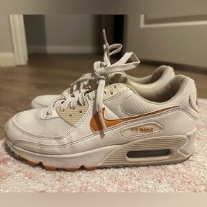 Women’s Nike Air Max